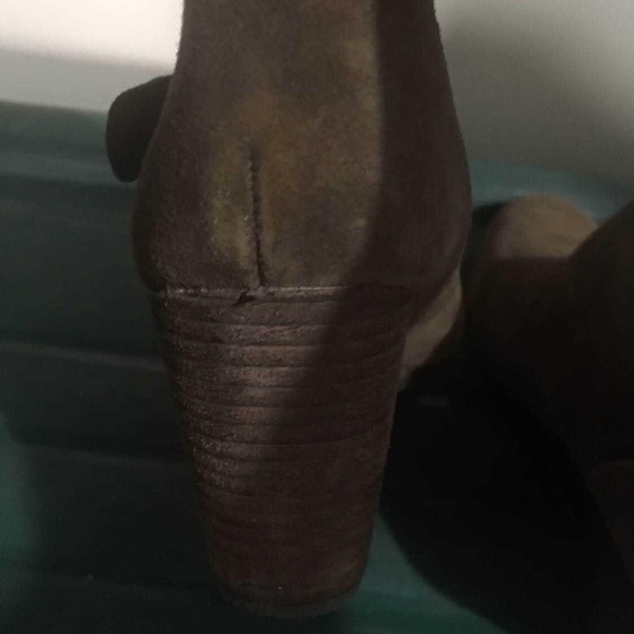 Lucky Brand Suede Leather Shoe/Bootie - Picture 3 of 4